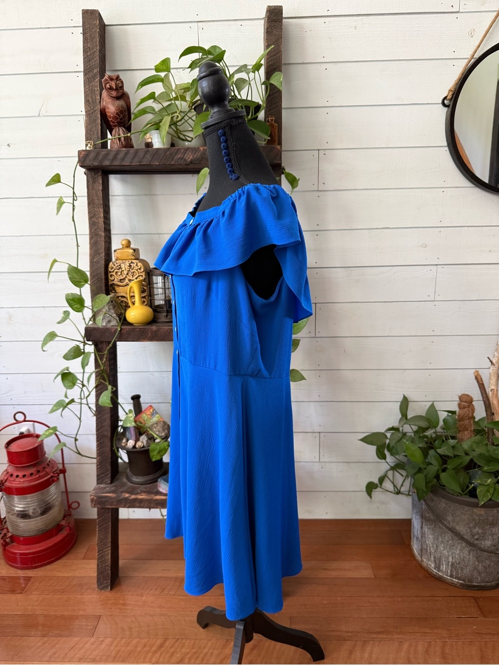 Roz & Ali Shoulder Ruffle Button-Front Royal Blue Dress Size 16 - Picture 10 of 17